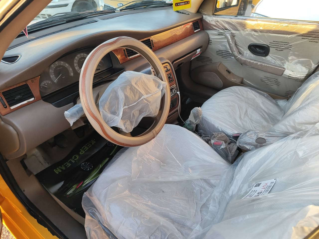 مكلف بالنشر 🌹
سمند 2011
سياره نظيفه وجاهزه 
مكينه لاتبخير ولا تنقيص 
حداديه قبل يومين كامله مسويها 
كهرباىيات شغاله كلها 
منظومة غاز شغاله
بيها معمره هلالات واطراف الدوس ملگطه وبيها جاملغ ايمن مصبوغ فقط 
السياره مصفره هيئه وغرامات رقم انكليزي شرط التحويل مكانها بميسان السياره والسعر 40بيها مجال ان شاء الله 

‏‪0770 455 8211‬‏
