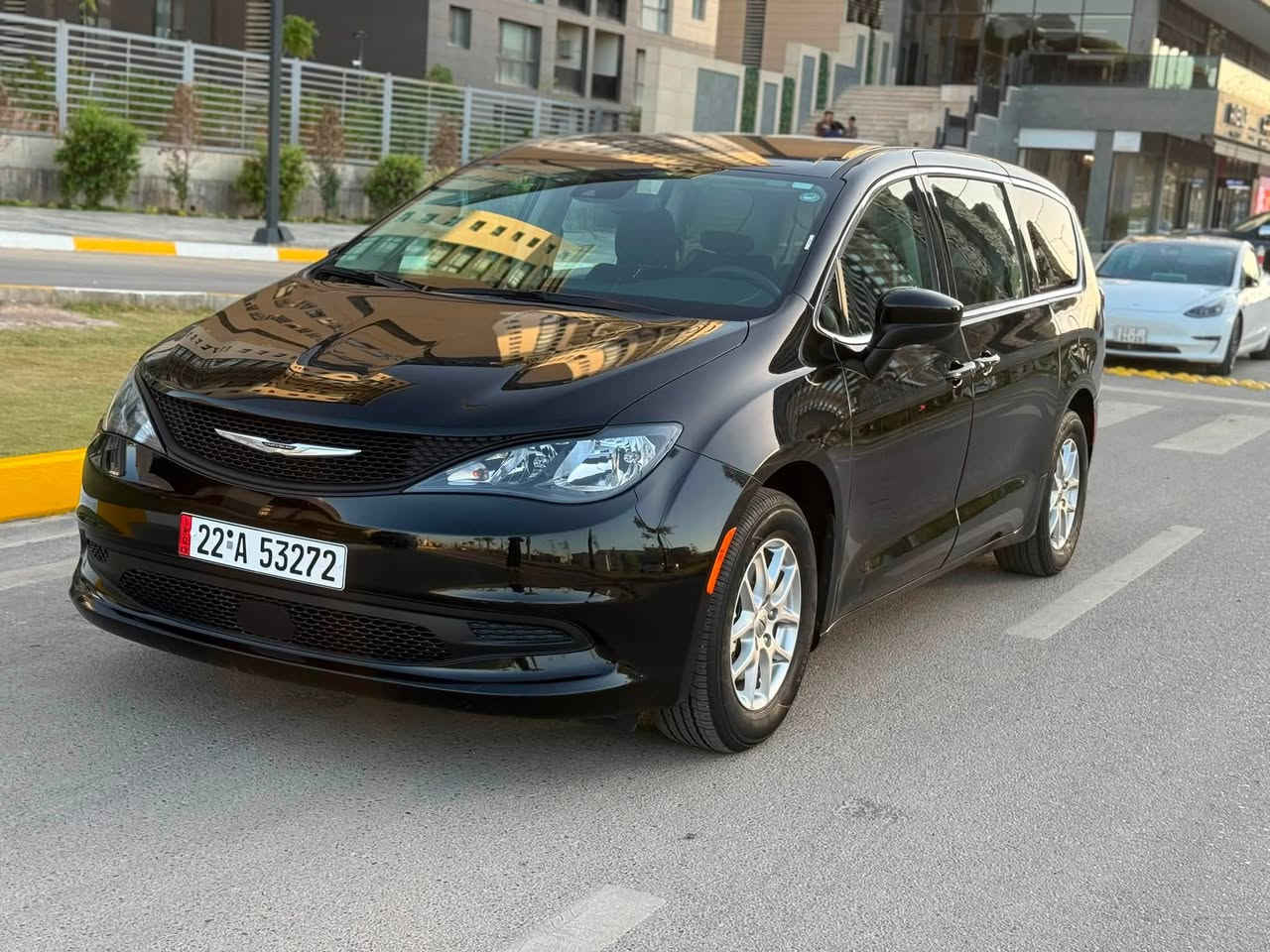 2024 CHRYSLER VOYAGER, LX
للبيع كلايسلر فويجر وارد امريكي موديل 2024

رقم اربيل أجرة احمر ترقيم جديد فحص وهزه جديد تحويل ثاني يوم

مكفولة كفالة عامة كلين بدون ايرباك      بدون صبغ بدون تبديل حته الدعاميات مكفولة من الصبغ مكفولة من الشخط والتكحيل مكفول من الغرق 

***********

حجم محرك 3600

بصمة تشغيل وابواب بصمة وتشغيل عن بعد 

ابواب سلايد كهربائي ⚡️ 

صندوك كهربائي شفط

رادار امامي تحديد مسار توقف ذاتي 

تبريد مركزي 3 قطع

كشن كهرباء

سيارة جديدة تخم تاير جديد 

سعر.   230 ورقة 

مكان السيارة بغداد الكرخ قرب شارع مطار بغداد الدولي
