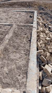 السلام عليكم عرصه للبيع المساحه 200 متر ***********
