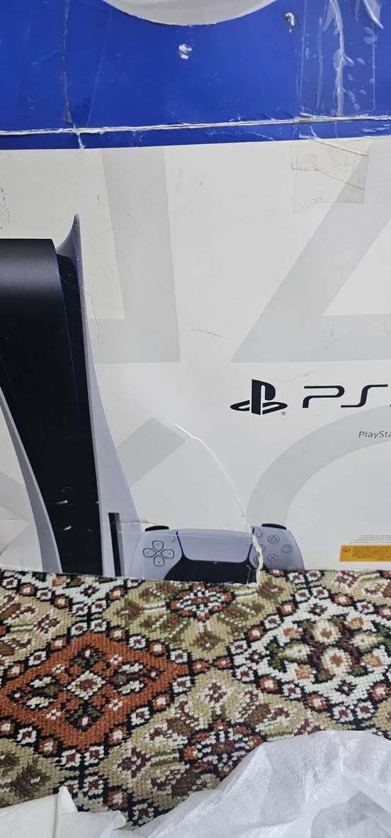 بلي5 فات ذاكرة 825 غراضة كاملة لامفتوح ولا مصلح نظام 12.60///متوفر حوستكات اصليه فور وفايف //اكو خدمه توصيل


**إذا كنت صاحب هذا الإعلان وتريد حذفه لأي سبب، رجاءا أرسل رسالة إلى الدعم الفني**