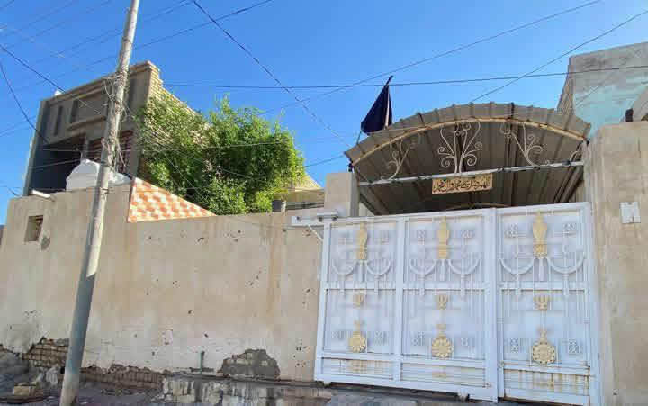 بيت للبيع طابو حي نداء اخر مربع  200 متر (( سعر ١٢٠  )) طابق واحد يتكون من غرفتين وصاله ومطبخ وديوانيه وحمام وتواليت خارجي وداخلي وحديقه وكراج سياره  

التواصل الاتصال ع رقم الاتي ***********
