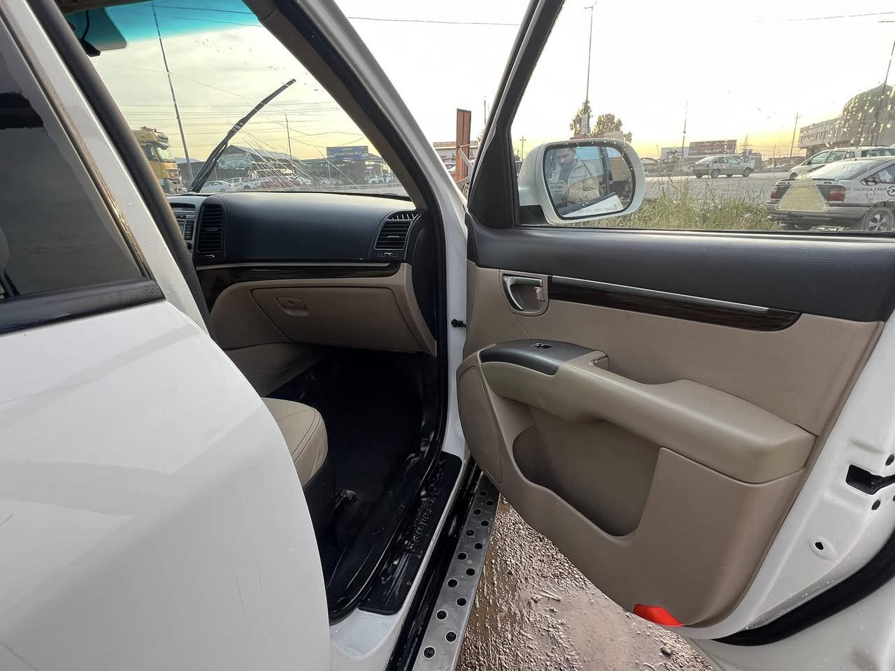 سنتافي 2012 خليجي 
7 راكب بدون صبغ وبدون دعم نهائيا سياره كلش نضيفة احلى من الصور
كير بشرط و مكينه 2400 بشرط طخم تاير جديد
سياره مكفوله كفاله عامه بدون اي مصرف رقم دهوك مسطره تحويل بشرط 
السعر 155 ورقه
مكان السياره موصل ناحية برطلة
للاستفسار 
***********
***********
