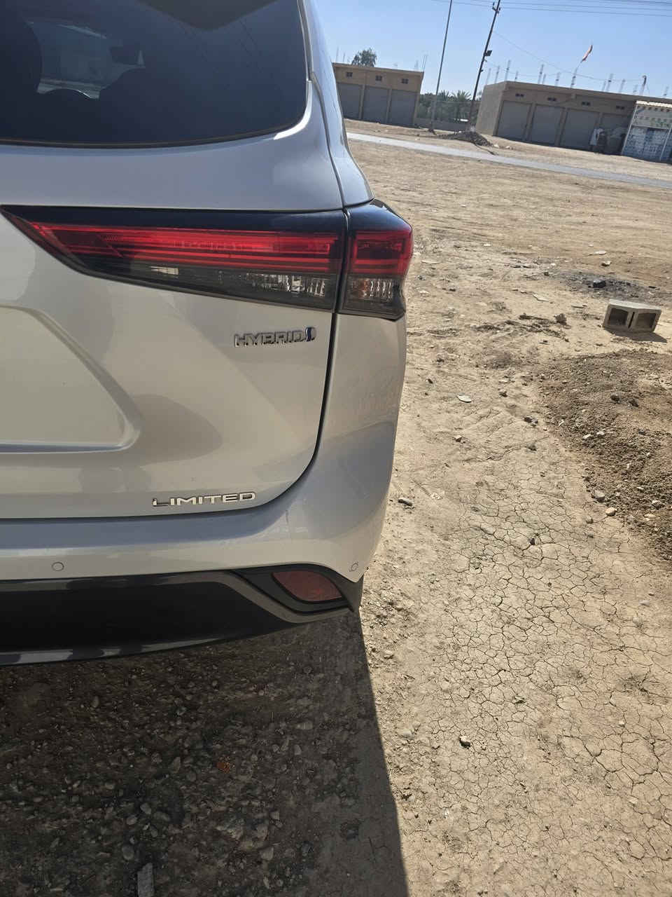 هايلندر هايبرد لميتدد 2023
بيها قطعه صبغ الجاملغ الأمامي الايسر
المكان واسط قضاء الصويره
السعر 360$
***********
