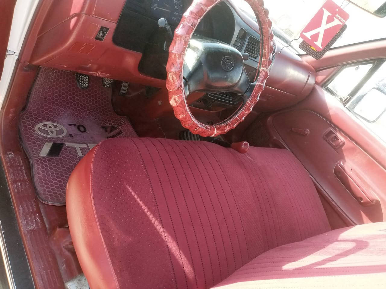 السلام عليكم بيكم 2005سياره مكفوله رقم بابل بسمي سنويه 2030جديده عميه مكانه ذي قار  الرفاعي السعر120وبيه مجال بسيط ***********
