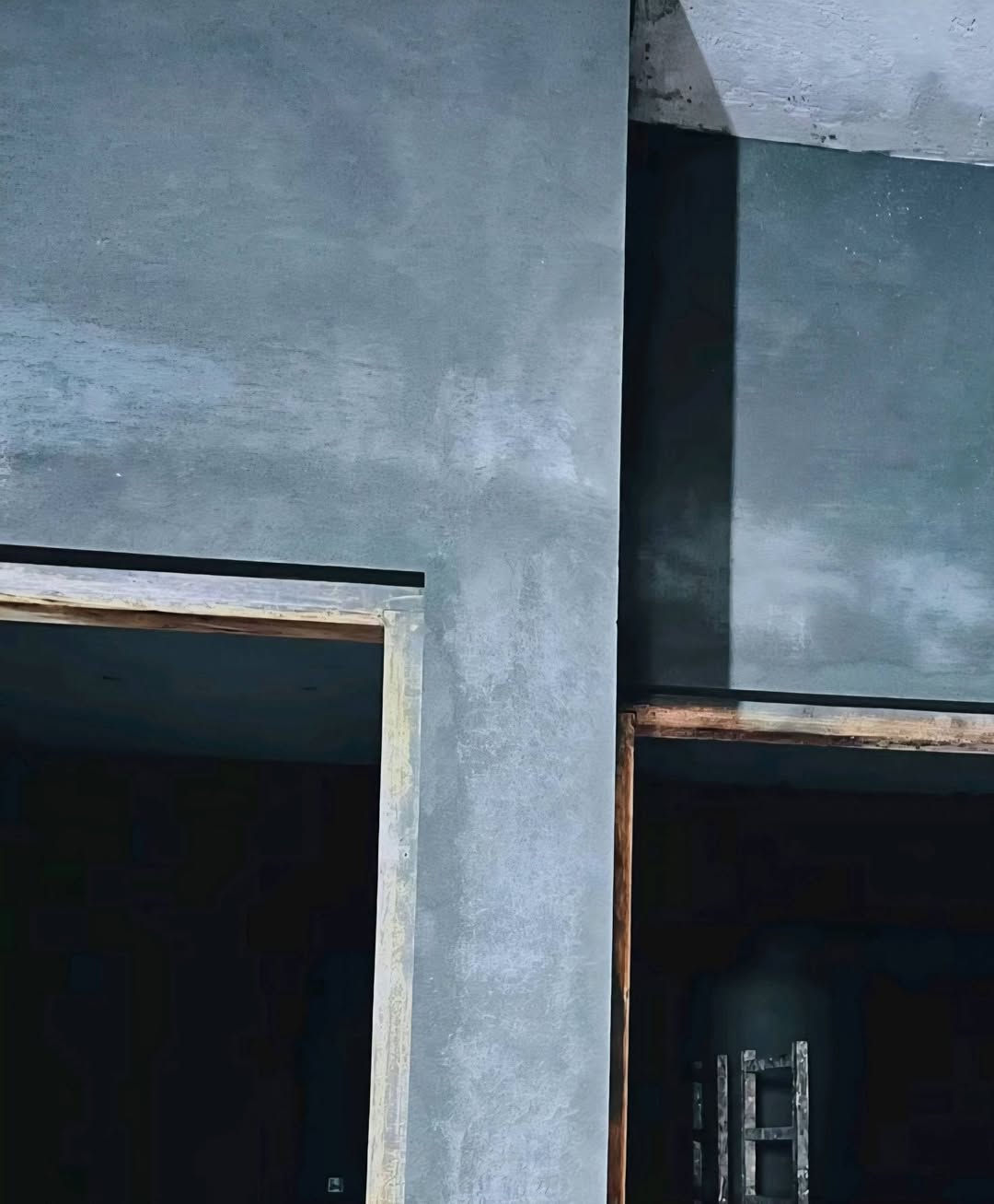 كادر لبخ اسود وبياض داخلي بل متر وقطعي ***********
