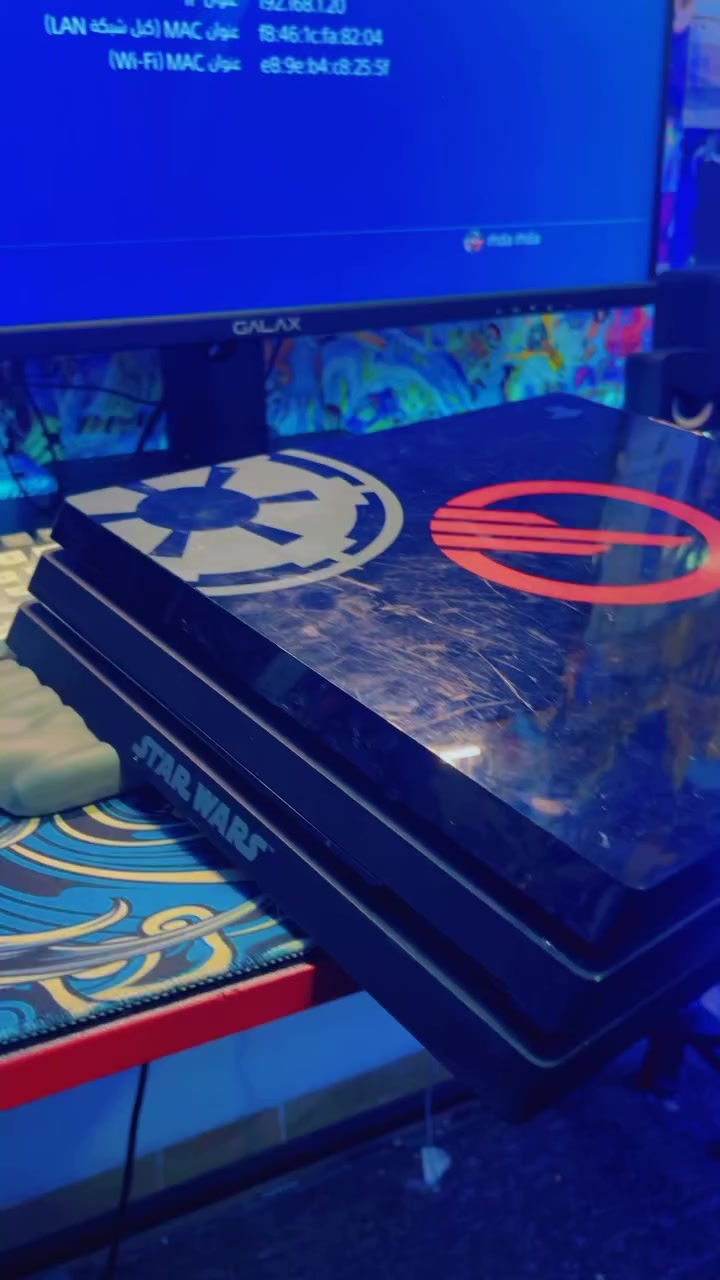 غراض كيمنك للبيع ويوجد بلي ستيشن برو تيره مع اربع اقراص ومع ثلاث يدات نسخه البلي  ديتجل نسخه معروفه ومن النوادر تعتبر
ويوجد شاشه كيمنك 75 هرتز حجم 27 
ويوجد كيبور وماوس ومع مساند لليد 
ويوجد ميز كيمنك زاويه احترافي 
ويوجد كرسي مكتبي مكسوره اليد فقط 
وباقي الغراض التفاصيل بل خاص 
العنوان :اربيل عينكاوه
الرقم/***********
