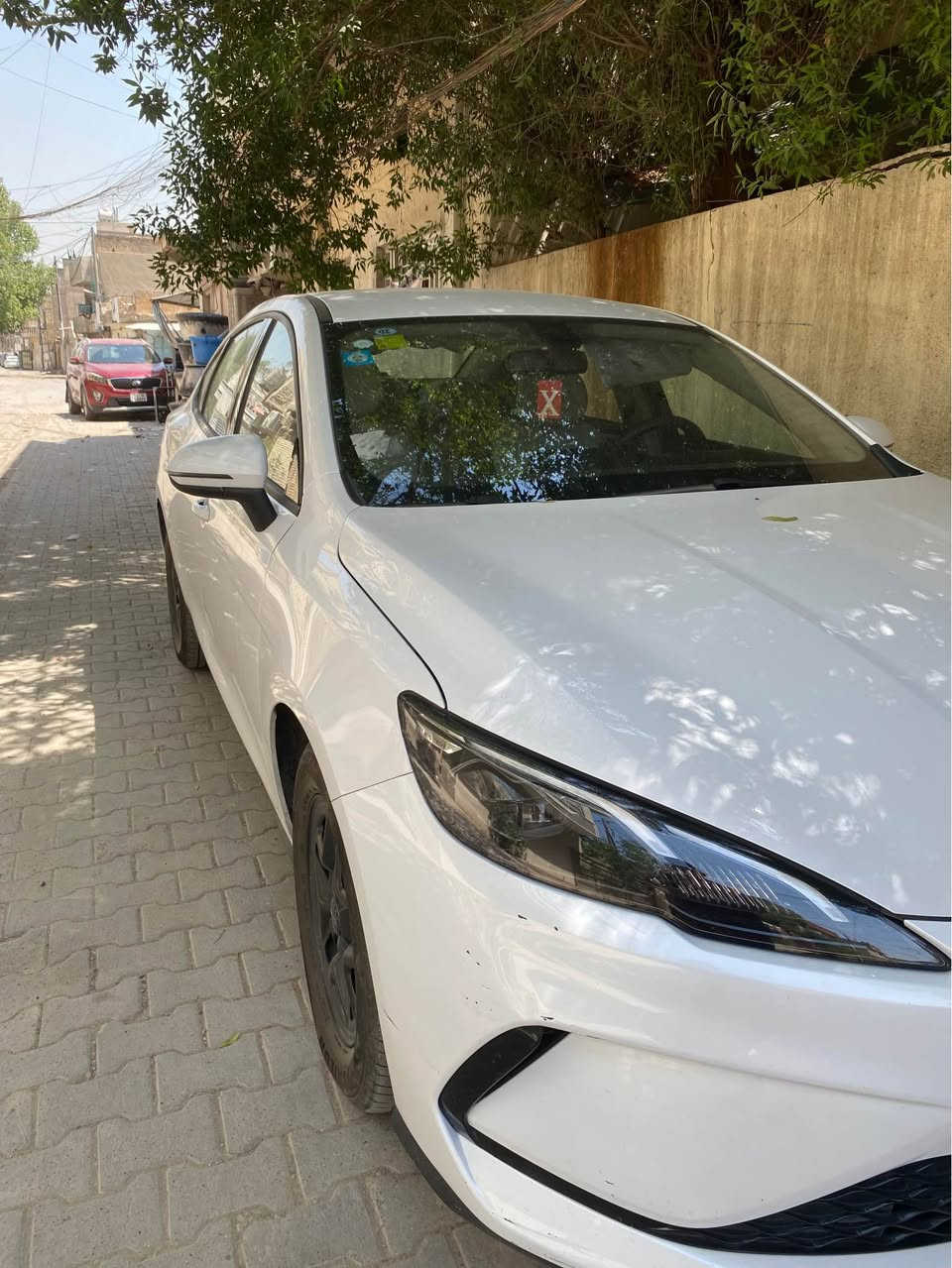 سياره بي واي دي سيل فايف 
سياره مواصفات ستندر 
ماشيه 28الف
رقم بغداد تحويل مباشر باسمي 
مكاني بغداد /ساحه عدن 
لاستفسار الاتصال 
*********** بغداد, العراق

