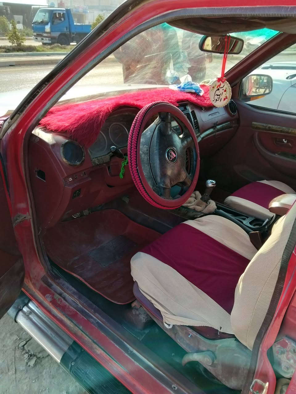 سياره فتون2012 الجناي او المشتري  يصتل على الرقم التالي او المراسلة عبر الواتساب***********
