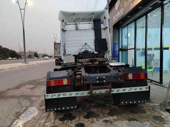 السلام عليكم للبيع كرواتي موديل ٩٥ سياره جديده مكفوله من كلشي مضروبه باج بطن سبرنك مربوطه نساف ٣ محاور سنويه ما صاقطه السعر ٢١٠ ورقه مكان السياره فلوجه *********** أثير ***********
