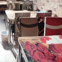 للبيع ميز صالة سلايت تركي مع 4 كراسي عدد الميوزة 4 بغداد حي القاهرة 07...