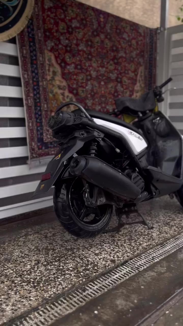 سلام عليكم دراجه سكنس جبلي للبيع دراجه كامله مكمله مال رمبه مكينه مكفول كهربائيات شغاله بيه كسر بل شوته وكسر بل كفرا امامي بل صفحه صغير بيه كلج خلفي رياضي سعر 1100 وبيه مجال للشراي
***********
