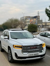 دنيالي 21  فول الفول مكينه 6 سلندرميحتاج اشرح عن الموصفات كل المواصفات...