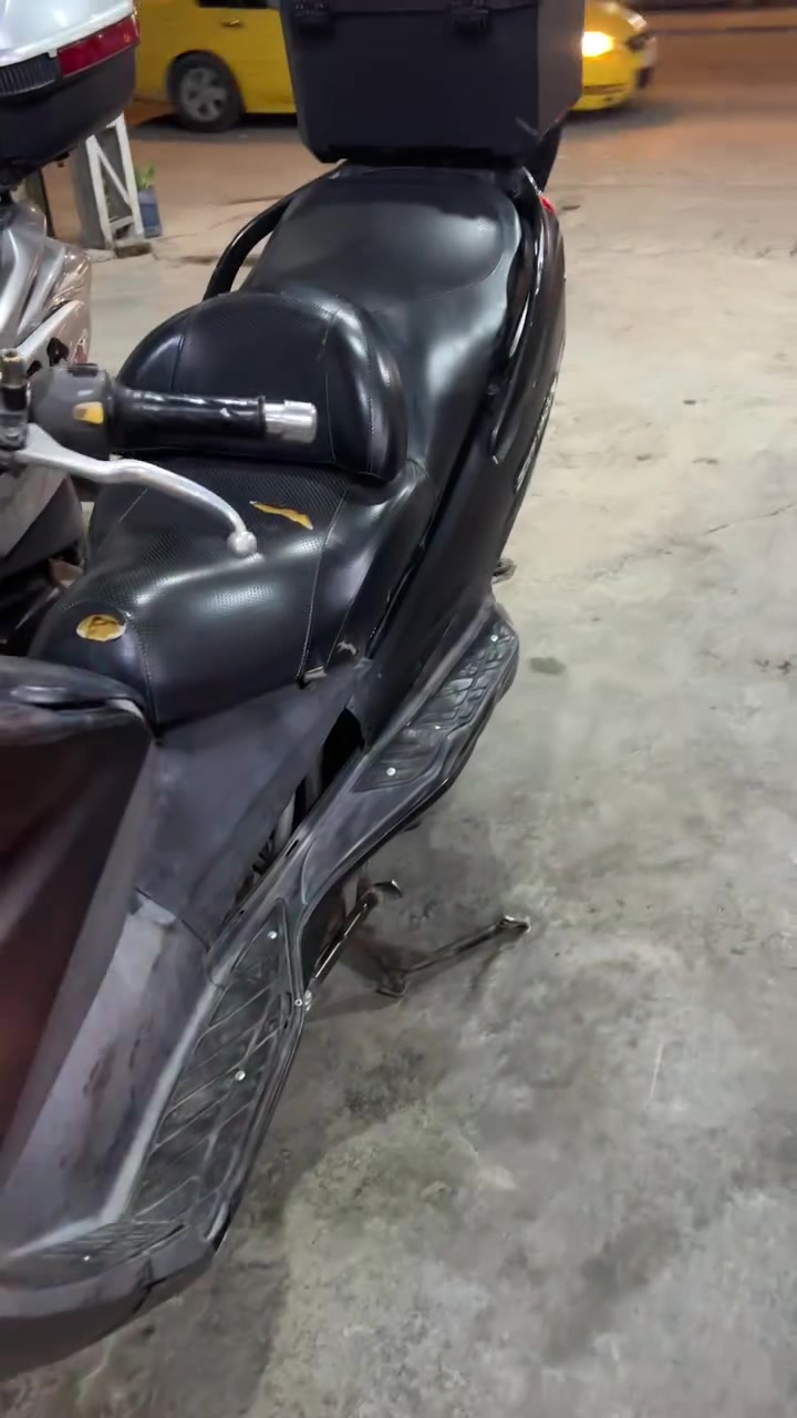 سكاي ويف 250CC
دراجه نضيفه مكينه  مكفوله 

حساس جك

ABS

مانع انزلاق 

حساس حوادث 

كهربائياتهة كلهة شغاله  

العنوان النجف السعر 900 وبيهة   مجال  
***********
