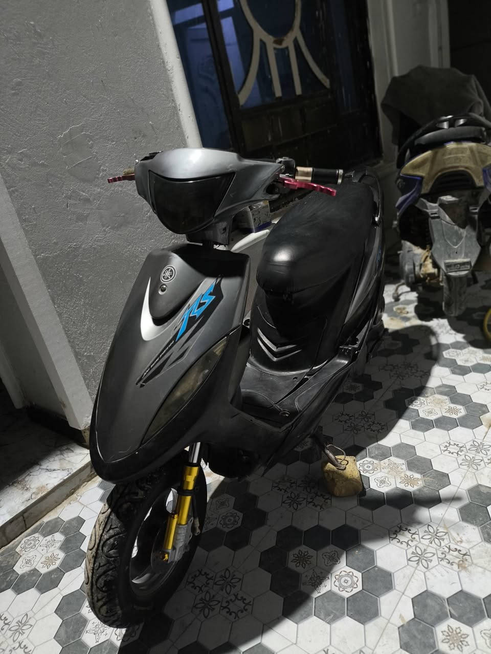 عمي ماكس لبيع لسعر خاص مفتوحه ونضافه مثل لبصوره ونضف من لبصوره ***********
