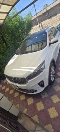 للبيع سورنتو خليجي 2020   ماشيه  ٩٣ الف كيلو رقم بغداد بسمي موصفات  بن...