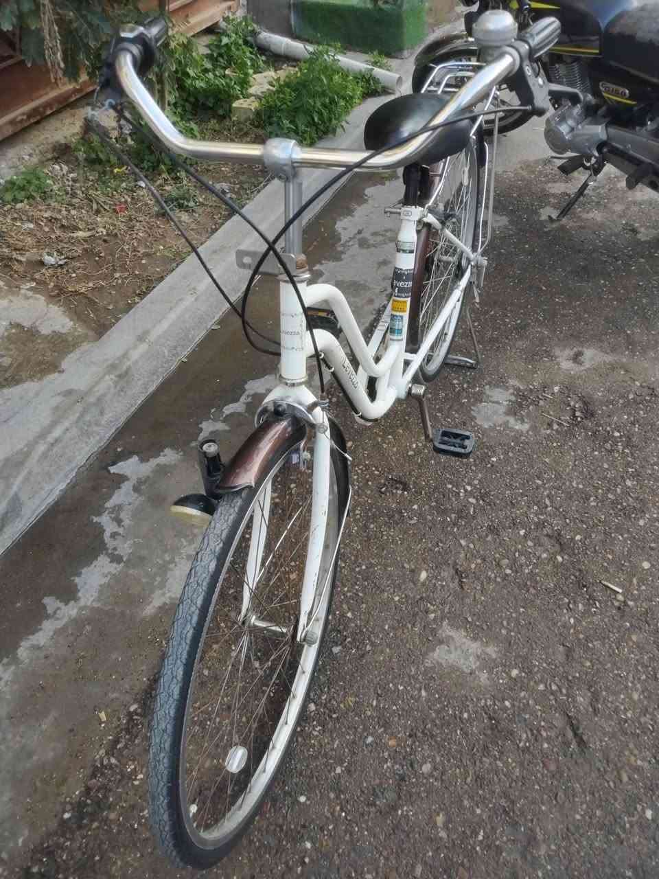 السلام عليكم
من رخصة الادمنية
باسكل بطة ياباني للبيع موديل ١٧
الباسكل فول نظافة
السعر ١١٠ وبي مجال
المكان بغداد الغزاليه
***********
