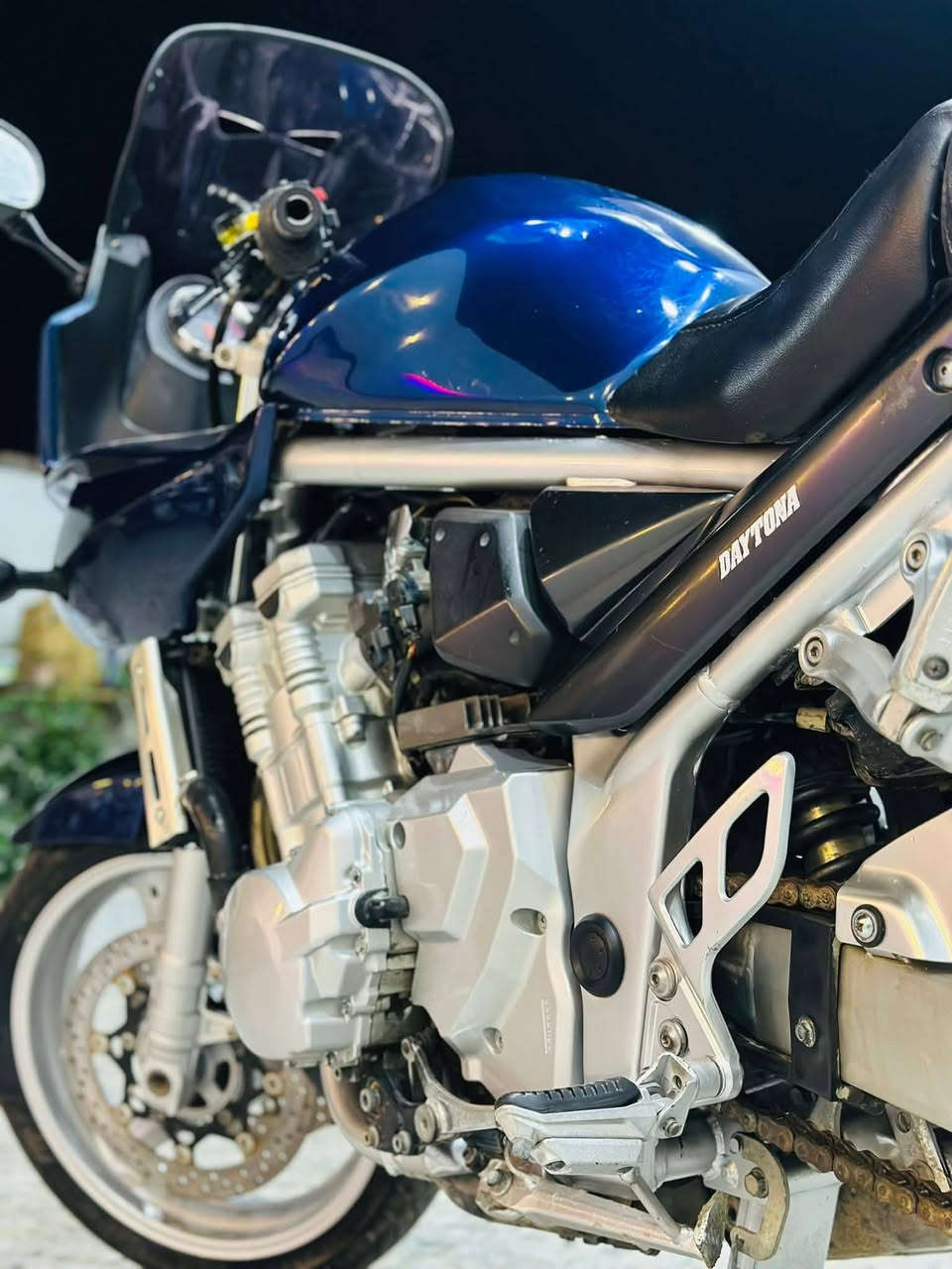 دراجه suzuki gsf 1250s موديل 2008 مكفوله من كلشي فقط مصبوغه  abc ومانع انزلاق سرعه 300 دراجه رحال تكدر تشدلهه جنط جاهزه لل اخير  لاحماوه لانقص نگره بكل وقت  مكاني ناصريه 
تريد الدراجه رقم تريد بدون رقم ماكو مشكله
رقم *********** اتصل اوتدلل
