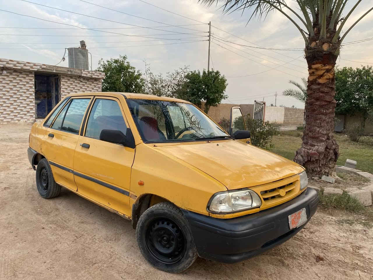 سيارة سايبا موديل 2011 رقمها بغداد صدامي شرط التحويل كير ومكينه بالصندوك محور محركها مال سيفيا 1600 تبريد شغال صدر ورا وكدام جديد بيها خياسات بالجنطة السعر 15 ورقه وبيها مجال متواجد ع ماسنجر فقط مكاني صلاح الدين


**إذا كنت صاحب هذا الإعلان وتريد حذفه لأي سبب، رجاءا أرسل رسالة إلى الدعم الفني**