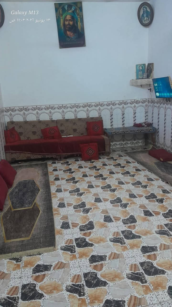 بيت للبيع منطقة علي حامي حي ظباط مساحة 140 عكاده بيت 🏠 حلو ومرتب السعر 63 الاتصال ***********
