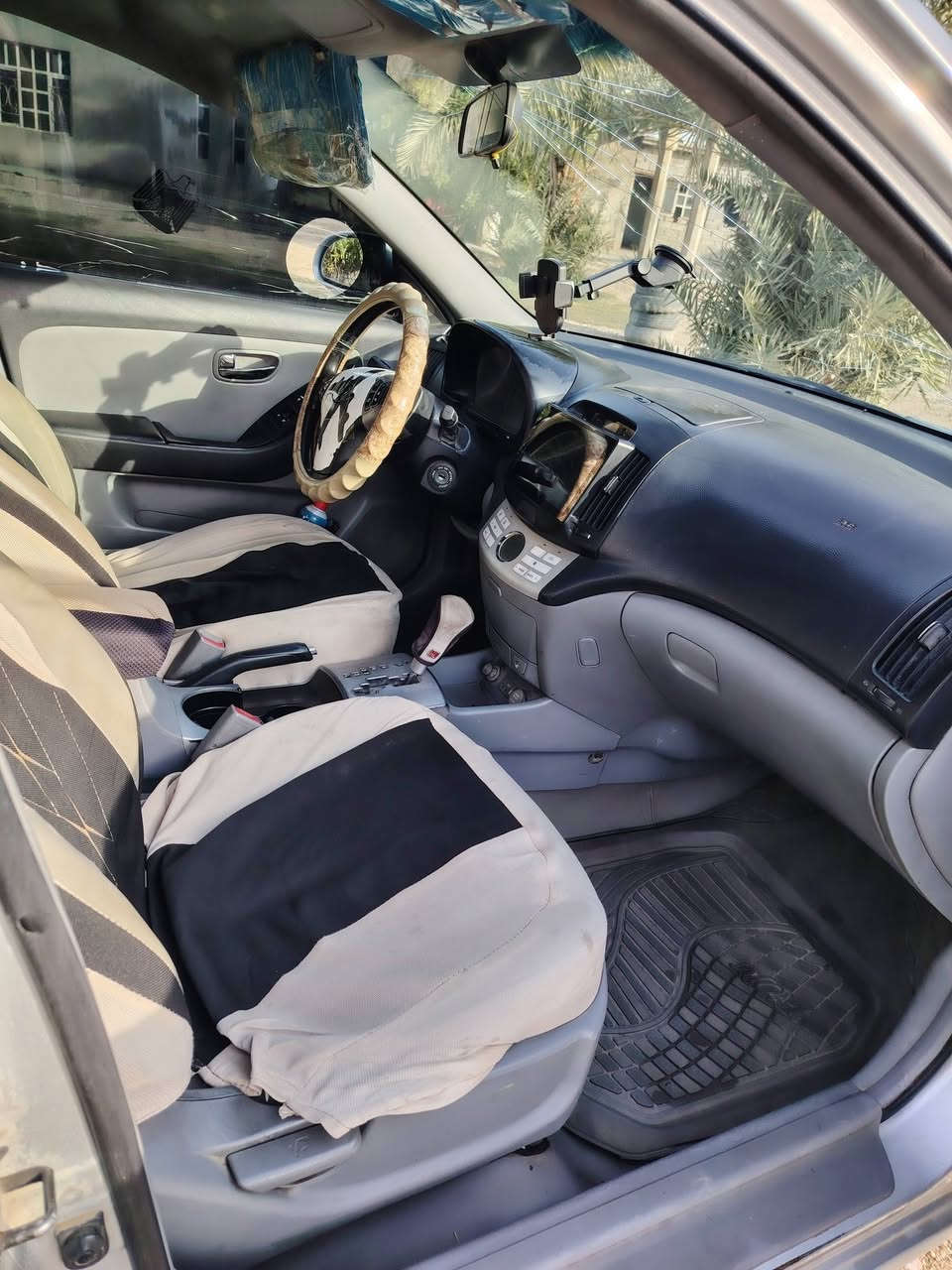 سلام عليكم افانتي 2007خليجي رقم صلاح الدين مميز محرك 1600 دكشن عالي سياره بيه 3 قطع بدون دواخل ثنين رش وحده تبديل عنوان بغداد تاجي منشاء نصر سعر 95 بيه مجال تصل *********** كورك ***********
