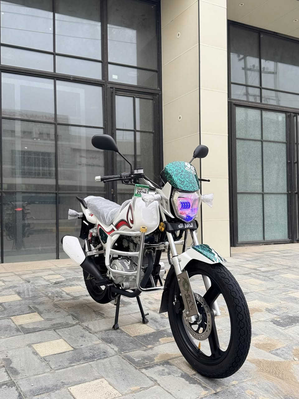 سلام عليكم 
موطور للبيع 
سنكي موديل 25 ستفسار هاذا رقم ***********
