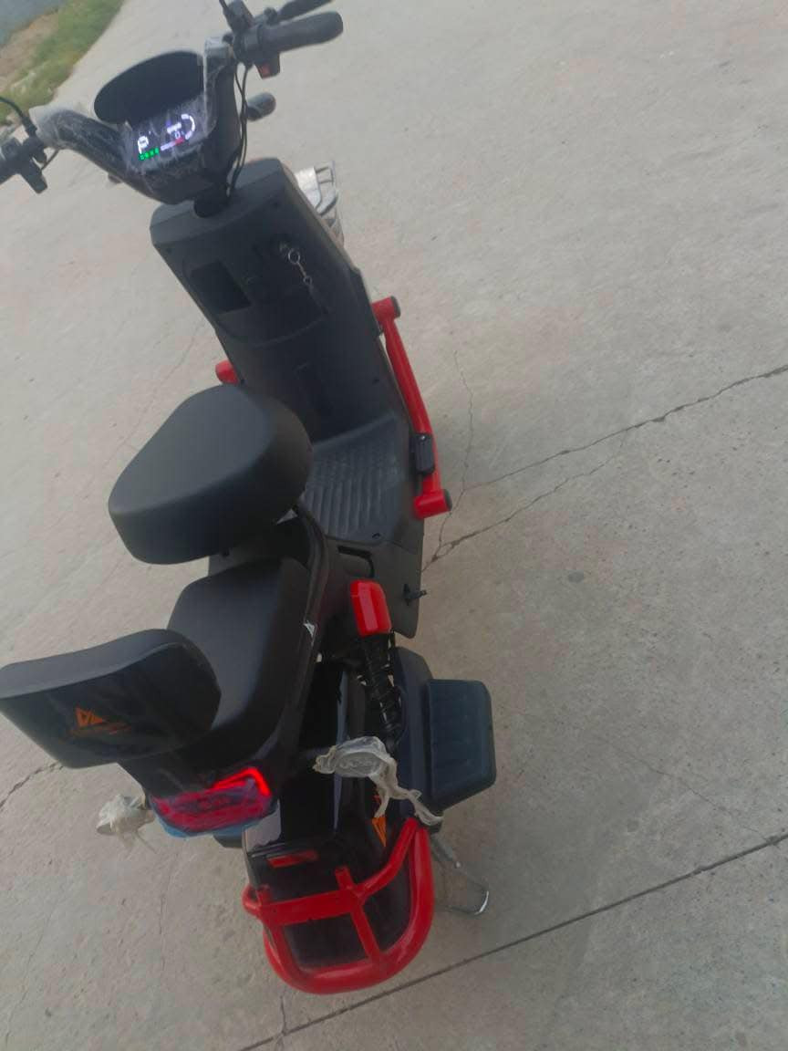 سلام عليكم ماطور شحن للبيع او مراوس بR9 ماطور سرعته 45حقيقي ملف 1600 نمر 3حجم 16ماطور نظيف بطاريات نسبتهم 85‎%‎سعر 300وبي مجال مكاني موصل ايسر شراي خاص @إشارة


**إذا كنت صاحب هذا الإعلان وتريد حذفه لأي سبب، رجاءا أرسل رسالة إلى الدعم الفني**