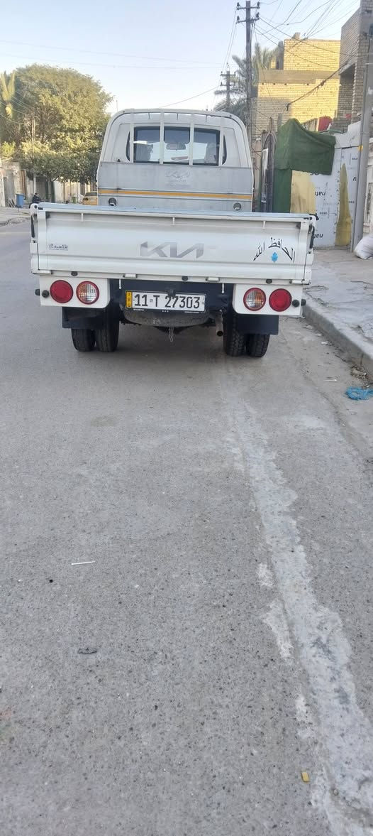 سلام عليكم سياره كيا فحل لبيع موديل 24 رقم بغداد بسمي كفاله عامه بيه طخه بل ربع فقط مكان بغداد المدينه السعر203.     ***********
