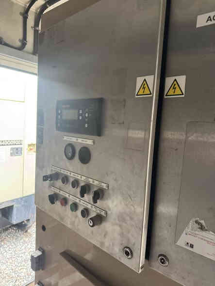 سلام عليكم  
موليدة scania V  اكريكو 
٥٠٠ كيفي 
٥ عدد 
كراج عدو خوشناو 
*********** واتس اب 
*********** واتس اب
