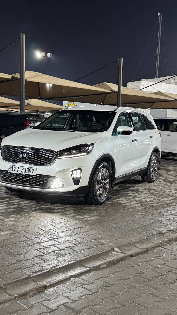 سلام عليكم

كيا سورنتو 2019 
خليجي كفاله عامه من ضربه وصبغ وتبديل 
فقط بارد اربع اصابع
قماره حديد فول مواصفات 6 سلندر 
7 راكب 3 قطع تبريد 
بصمة تشغيل وابواب وصندوق كهرباء 
كشنات امامية كهرباء 
اشاير بالمري والمري كهرباء  وترحيب عند الاقتراب
شاشة كبيرة كار بلي كامرة خلفي
حساس امامي خلفي 
وباقي المواصفات المعروفه 
رقم كربلاء سنوية بأسمي 
مكاني كربلاء الملحق 
سعرها 245
*********** كربلاء, العراق
