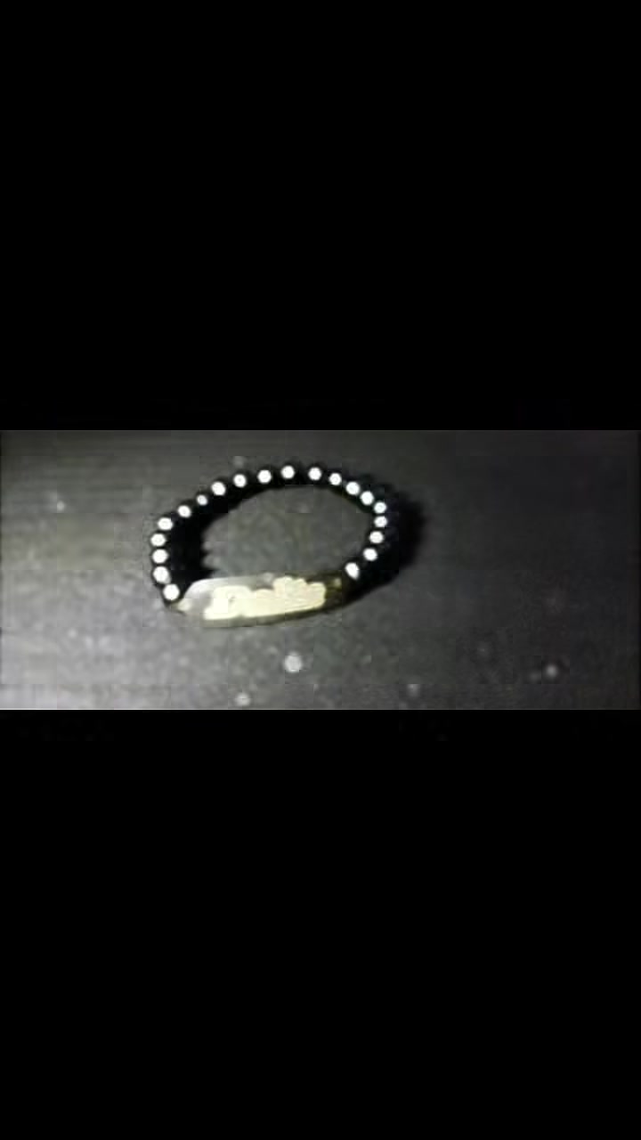 نقش ليزر حسب الطلب على كافة أنواع المعادن وتوجد طباعة على كافة أنواع الملابس بصيغة Dtf خصومات إلى أصحاب المواكب الحسينية العنوان بغداد منطقه الشعله نهاية شارع ٦٠ من جهة شارع ه كيلو للاستفسار الاتصال على الرقم ***********
