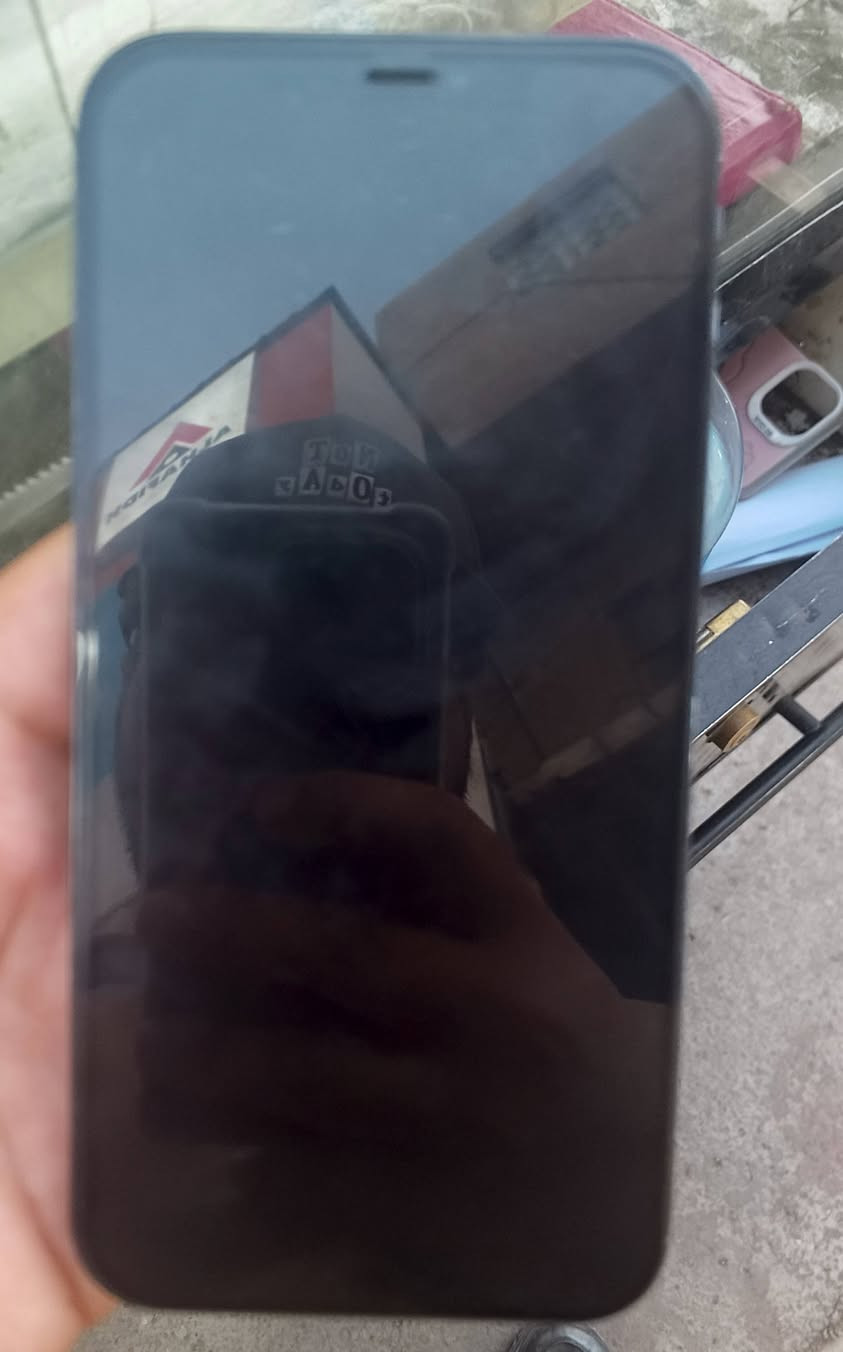 السلام عليكم
للبيع إيفون 12برو ماكس بلاد ما مفتوح 
فقط ظهر مفطور 
ذاكره 128 
بطارية 77 
شرق اوسط 
إيفون 13 برو ماكس مبدل فقط شاشة أصلية 
ذاكره 512
بطارية 77
مكان ديالى بعقوبة 
السعر خاص


**إذا كنت صاحب هذا الإعلان وتريد حذفه لأي سبب، رجاءا أرسل رسالة إلى الدعم الفني**