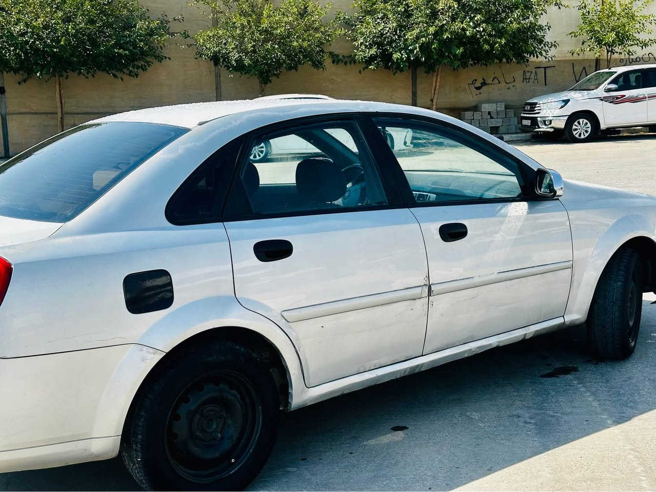 optra ئارم پلاستیک دهۆک یەک پارچەو پەلەی بۆیاخە ٢٠٠٤ نرخی ٥٠ورەقەیە  
*********** أربيل, العراق
