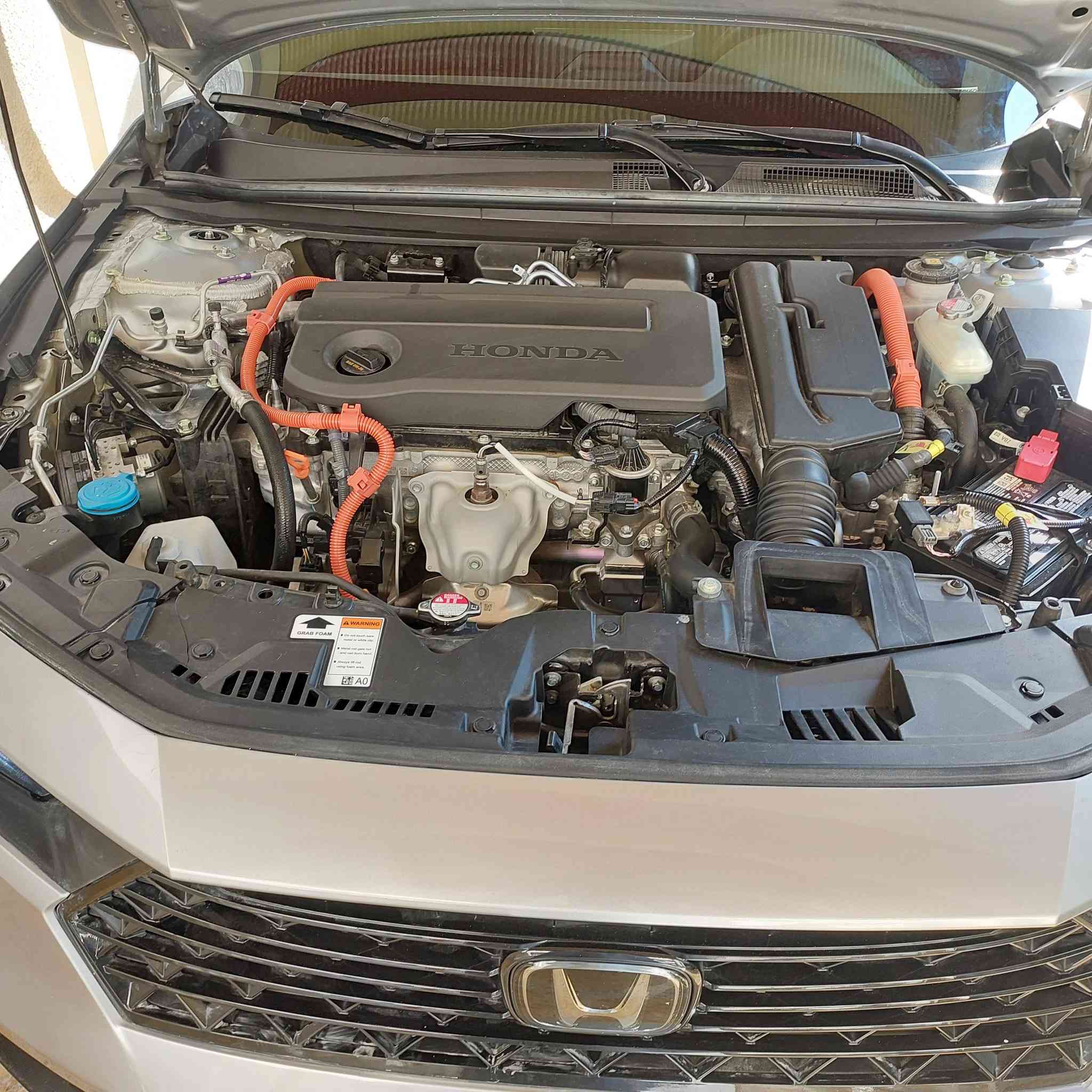 هوندا اكورد هايبرد وارد امريكي 2024  )
مرقم. بغداد
عدد المسافه  10500
• المحرك 2000  
• شاشة كبيرة
•فتحه
• كاميرا خلفية 360
• كرسي كهرباء 
• رادار امامي
• مانع تصادم
• محدد مسار 
• تصحيح مسار
• شفتات بالستيرن
• مثبت سرعة
• مانع انزلاق
• دخول ذكي 
• إنارة ترحيبية
• هندبريك كهرباء
•لايت عدسات زينون
• نظام اوتو لايت Auto
• لايت العالي زنون 
• حساسات مطر 
• حساسات دخول الإنفاق
• حساسات ضغط هواء الإطارات
• أوامر صوتية
• 3 أنظمة قيادة (eco, ev, sport)
• بلوتوث
• مدخل USB + AUX
السيارة حادثها موضح بالصور
ايرباك برده 
المكان بغداد الغزالية
للاستفسار 
***********
***********
للبيع فقط 
السعر .220$
