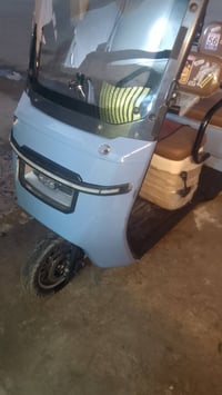 07775930540 تكتك للبيع مكان بغداد تفاصيل خاص او  950 بيه مجال السعر