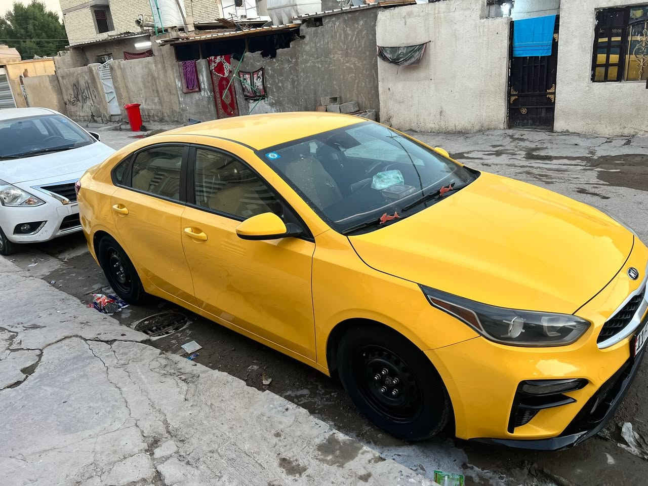 ه كيه فورتي 2019 سياره خير من الله بدون حادث دعاميه كير مكينه صدر كله جديد خير من الله مثبت سرعه مانع انزلاغ رادار وبعد تفاصيل هواي حادثه موجود بلمنشور مكينه الفين دوش كير ايتي المرغوب السياره ليبل واحد ما مفتوح بيه برغي  سعر 138 وبيه مجال قليل ***********
