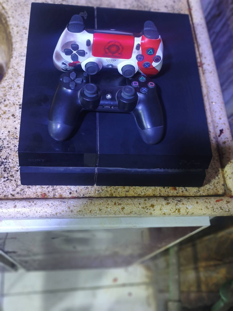 Ps4 فات
مهكر نضام9
تخزين 500G يدات ثنين مكاني المجر السعر 240 وبي مجال للشراي  ***********
