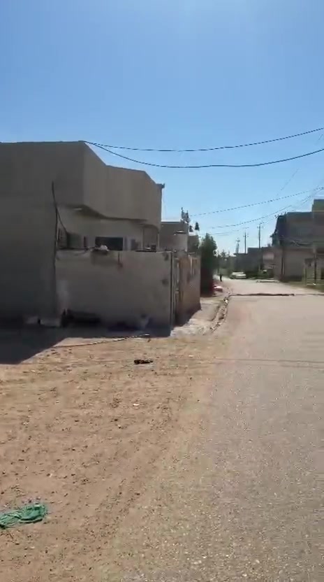 مكلف بالنشر 
سلام عليكم 
قطعه ارض للبيع في السريدات القديمه على التبليط على شارع رئيسي 
نوع العقار زراعي سند 25 تحويل باسم المشتري 
مساحه الارض 100متر
واجهه الارض 5متر 
نزال الأرض 20متر
خدمات كامله 
سعر الارض 14مليون وبيه مجال 
مستعجل على البيعه 
للاستفسار 
***********

