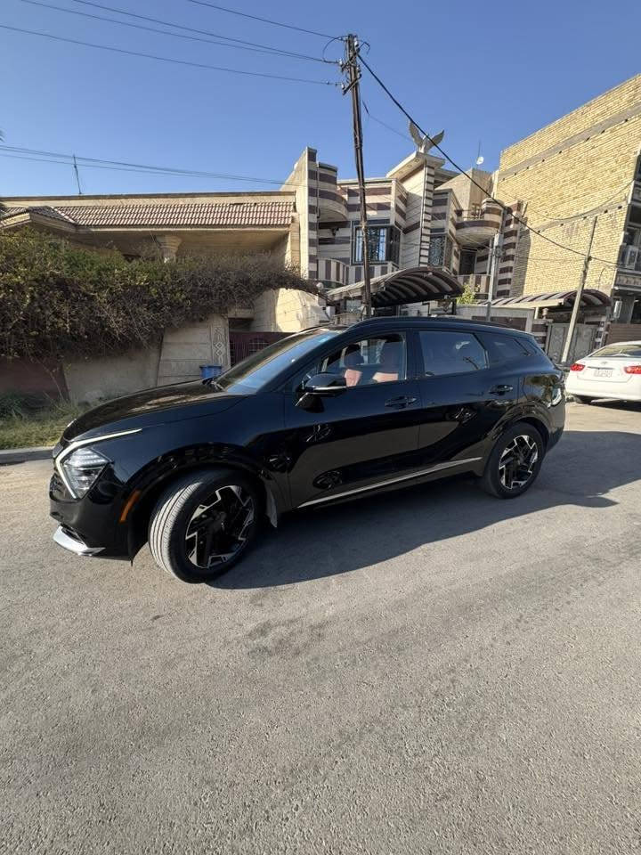 كيا سبورتج موديل 2023 برستيج امريكي فول فول مواصفات بصمة بانوراما فتحة
2023 kia sportage-prestige
 اعلى فئة برستيج بانوراما
سيارة جديدة
وارد امريكي حادث خفيف جدا وموضح بالصور كلين يعني
مواصفاتها :-
gdi 2500 1. محرك
2. كير 8 نمر
3. ماشية km 31 كيلو
4. بانوراما
5 كامرات محطيه
5. بصمة : تشغيل - ابواب - صندوك
6. صندوك كهرباء
كشنات تدفئه و تبريد
7. شاشة كبيرة على طول الدشبول دجتل كامل
8. كيجات الكترونية متغيرة حسب الوضعيات
9. انظمة القيادة : سبورت - سمارت - نورمال
10. كشنات جلد احمر
11. كراسي كهرباء فول تحكم مع كشن ميموري
12. اضواء ترحيب عند الاقتراب مع ترحيب داخلي عند الصعود او المغادرة
13. شحن وايرليس
14. منافذ تايب سي عدد 3 مع 2 في الكشنات ومنفذ يو اس بي ومنفذ جداحة
15. هاند بريك بصمة
16. اوتو هولد
17. كاميرات عدد 5 بزاوية 360 مع كاميرات بالاشارات الجانبية مع وضعيات مختلفة للكاميرات
18. فول رادارات امامية وخلفية وجانبية
19. تحديد مسار ذكي
20. قيادة أليه ذكية
21. نقطة عمياء
22. كروز سرعه
23. تبريد وتدفئة كشنات مع تدفئة ستيرن
24. سستم صوت هارمان كاردون
26. خزن كشن سائق ميموري وضعيتان
27 وضعيه تغير صوت المحرك
28. اشاير بالمري
29. تشغيل عن بعد
30. شاشة لمس متغيرة لتحكم الميديا او لتبريد
31. ستيرن فول تحكمات
32. السيارة مغطى بنانو سيراميك جديد ضد الاتربه
السياره مواصفات فول 1/1
للبيع فقط بدوون مراوس
السعر 245 ورقة
رقم واتس اب ***********
المكان بغداد
