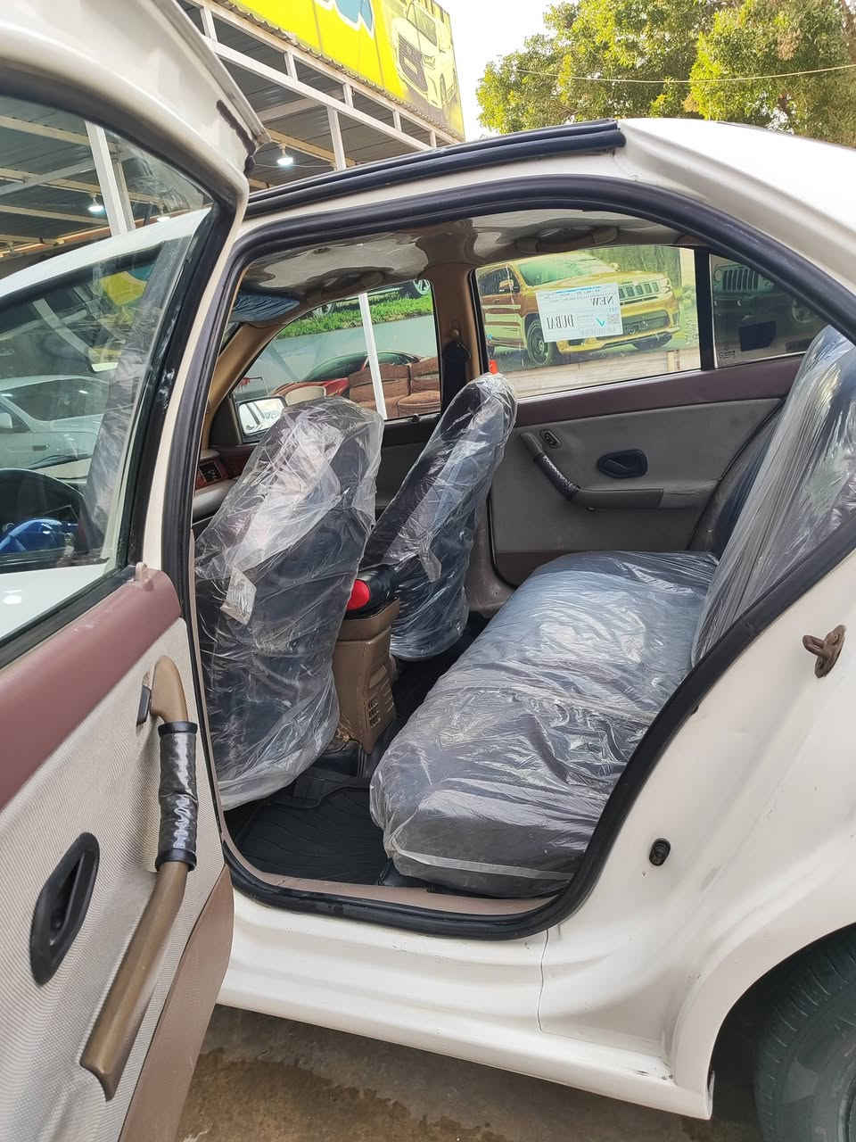 سمند ناطقه موديل 12 رقم واسط نكليزي  مكفوله كفاله عامه فقط شخط بكد الاصبع بلباب الخلفي مكينه كير جدد  مكفولات حداديه جديد تايرات تبربد ثلج تدفئه كهربائيات كله شغاله بلاد شاشه تاب كامره دواره سنتر لوك السياره جديده مال بيت جاهزه السعر 43 بيه حك الجيه مكاني الكوت ***********
