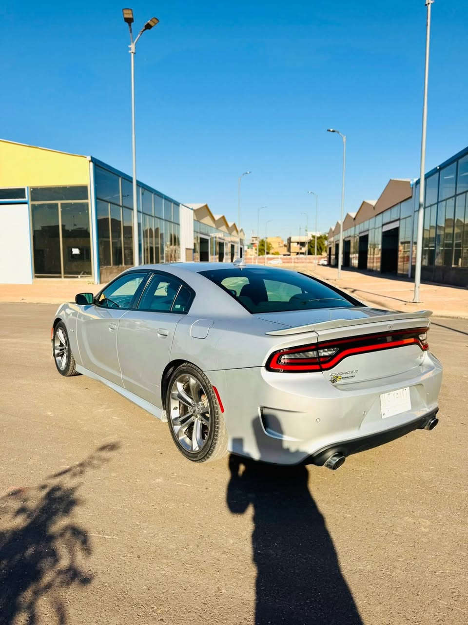 للبيع جارجر RT 2021 جاملغ مبدل ولبنيد مصبوغ سياره سوبر تراك باك بلاديه وجديده دبات سود وبوري 3 انج بلادي اس ارتي ماشيه50 الف جديده جداً رقم بغداد ومكاني بغداد *********** سعر 205 سعر 205
