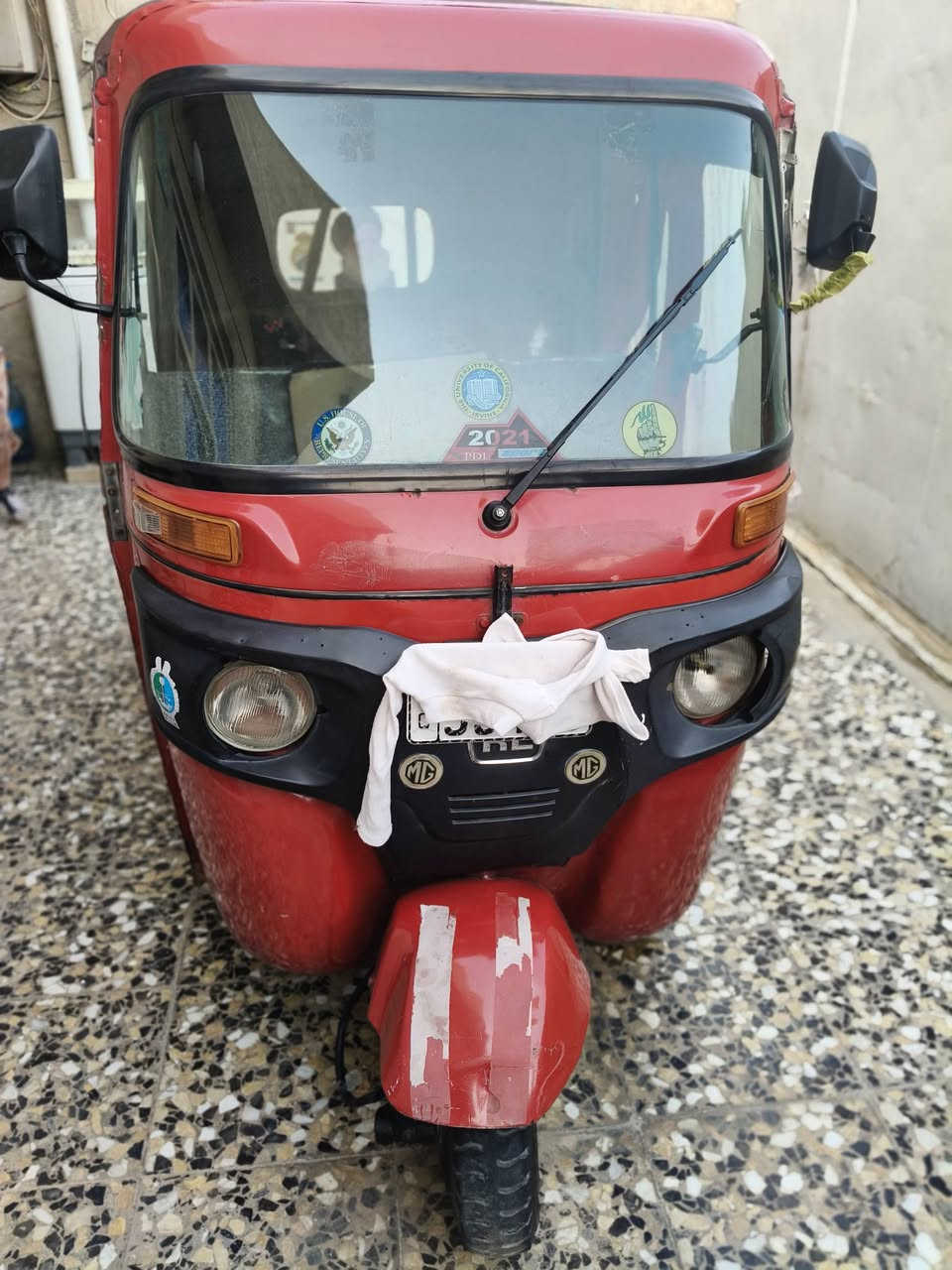 تك تك بجاج رقم وسنوية بغداد باسمي موديل 2017 السعر 4100وبية مجال للتواصل ***********
