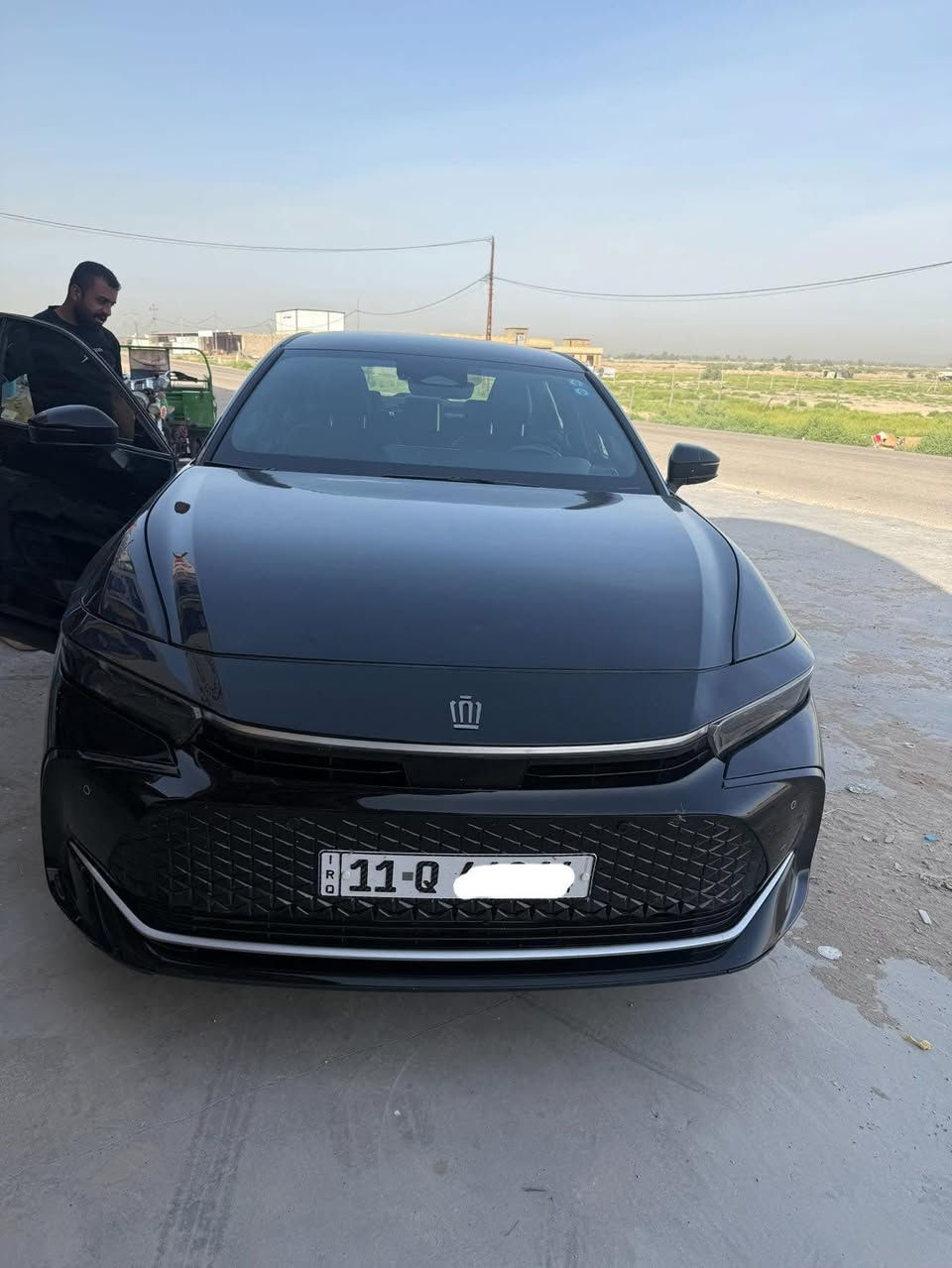 للبيع او مراوس كراون 23 رقم بغداد جديده فول مواصفات ضرر قطعتين للمعلومات *********** اثير ***********
