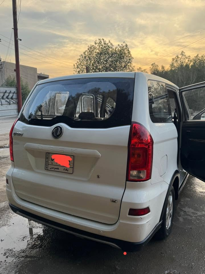 للبيع DFSK GLORY 350 – سبعة راكب 🚗
✅ اقتصادية ومناسبة للعائلة
✅ عدد المقاعد: 7 راكب
✅ الممشى: 99 ألف كم
✅ تبريد قطعتين (أمامي وخلفي)
✅ ضرر جاملغ أمامي بارد
✅ السيارة بحالة جيدة وسعر مناسب

💰 السعر: 85$ دولار
🔹 بيها مجال للشراي 

📞 للتواصل: ***********

سيارة عملية، واسعة، واقتصادية بالاستهلاك، جاهزة للفحص والمعاينة.
