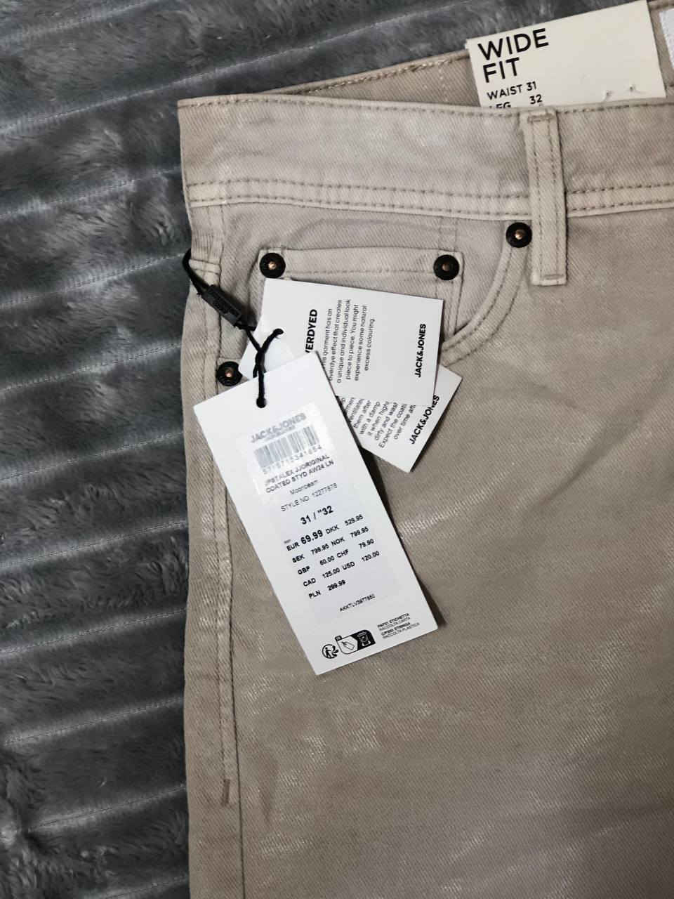 بنطال ماركة JACK & JONES الطول 104 cm - العرض 41 cm - الحجل 23 cm - القياس 31


**إذا كنت صاحب هذا الإعلان وتريد حذفه لأي سبب، رجاءا أرسل رسالة إلى الدعم الفني**