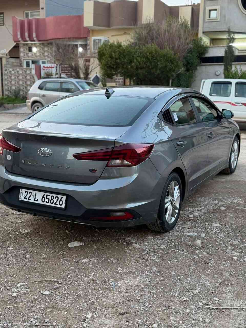 السلام عليكم
لنترا موديل 2019

رقم اربيل جديد

نص فول

رادار امامي خلفي 

نقطه عمياء

كامره دوار 

ويل 16 

مكينه 20 دوش 

كير اي تي 

ضرر بوند فقط بدون دواخل بشرط

مكان السياره موصل 

***********
