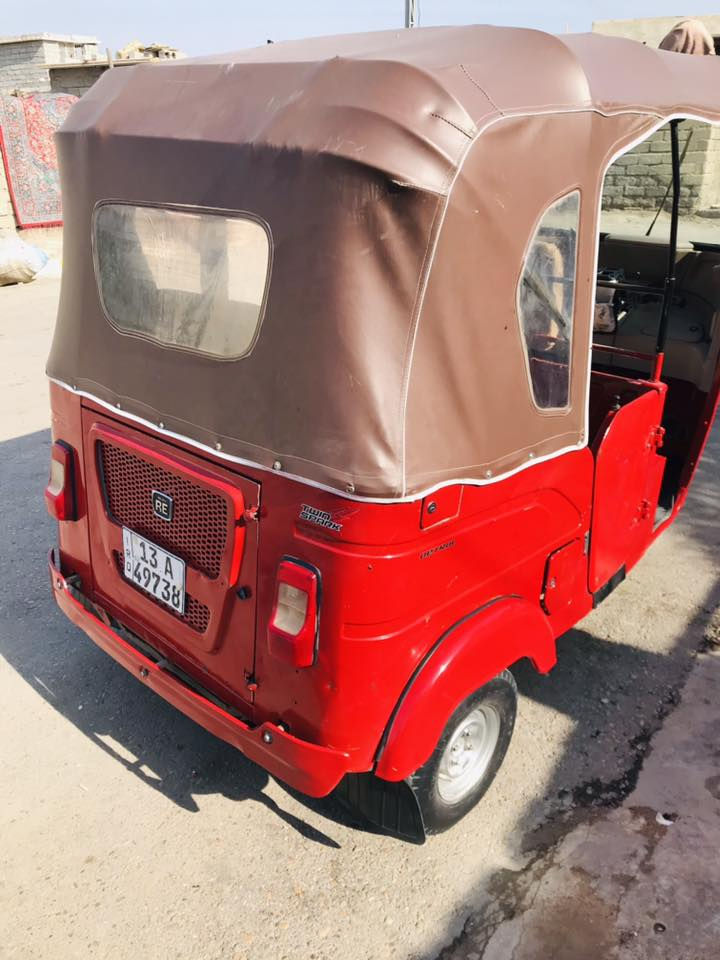 2021 شهر 12 رقم وسنويه التكتك مكفوله من الضربه والصبغ جاهزه من كلشي مكينة مفتوحه جديده كلش السعر 7500 وبيها مجال مكاني بالمجر ***********
