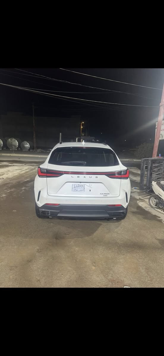 لكزز NX350 السياره خير من الله مواصفات فول فتحه بانروما و اناره LED داخليه وشاشه اكبر حجم محرك هايبرد 350تيربو جنطه كهرباء كشنات حار وبارد تچوه داخليه  حساسات اماميه خلفيه  كامره خلفيه وكير خير من الله ابواب دگم داخلي وخارجي السياره مزوعه مواصفات السياره كله الداخل لمس السعر 304 الرقم ***********
