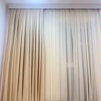 ارتفاع ٣م • عرض ٢م ونص • مخيطه