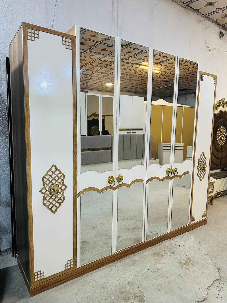 غرفه تركي مستخدمه 🛠️
غرفه ماركه ٨ قطع 🔥
غرفه نضيفه مثل بل صور ✨ 
غرفه ول توصيل600فقط 😍✔️
للحجز والاستفسار مراسله الصفحه او وتساب ***********
