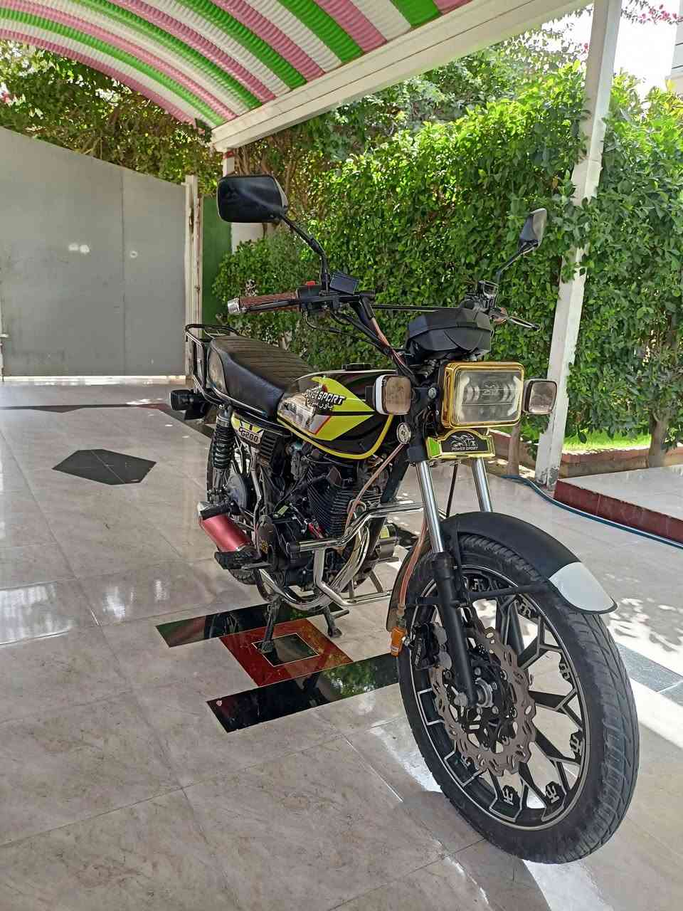 يالله موطور للبيع باور سبورت موديل 2025بي اوراق،منفيس،فقط  بعده  زيرو ماشي 4000 محرك 200  السعر 825وبي مجال بسيط    العنوان الرمادي رقم الهاتف***********
